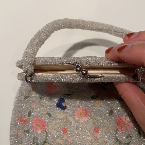 Vintage Beaded Handbag - Picture 4 of 6